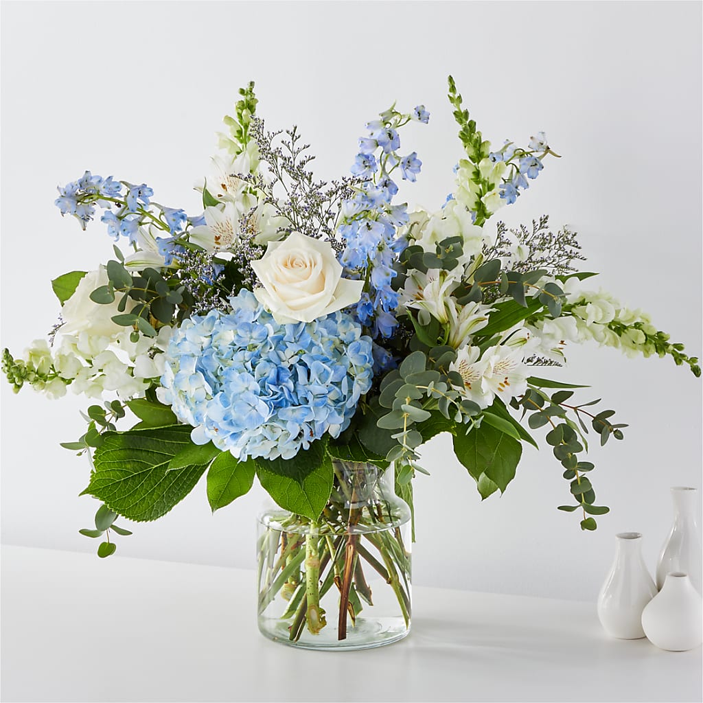 Coastal Blossom Bouquet – Loop Flower Studio, Chicago IL