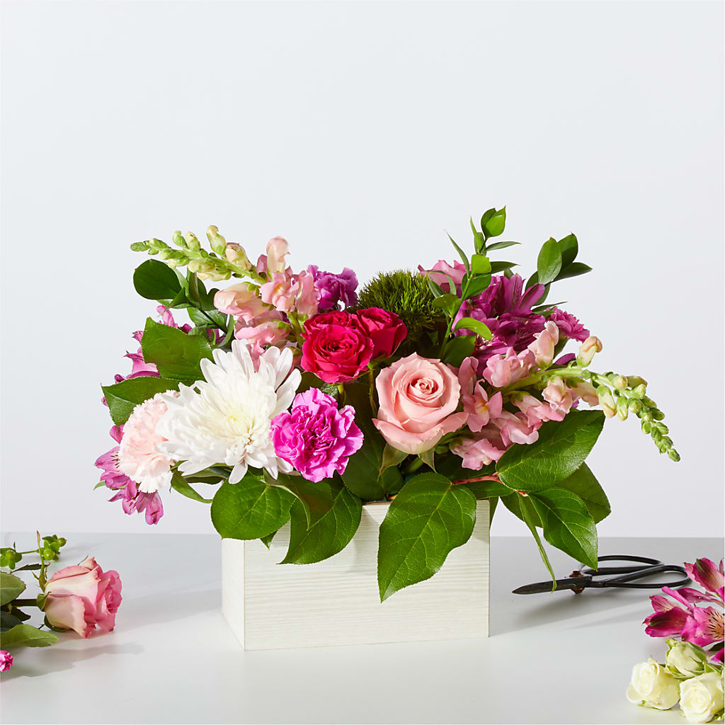 Sweetberry Box – A Florist Original – Loop Flower Studio, Chicago IL