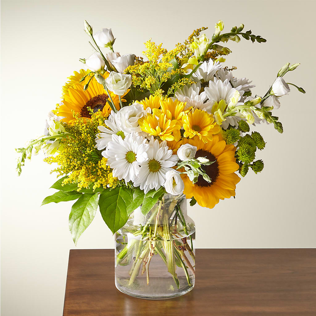 Hello Sunshine Bouquet – Loop Flower Studio, Chicago IL