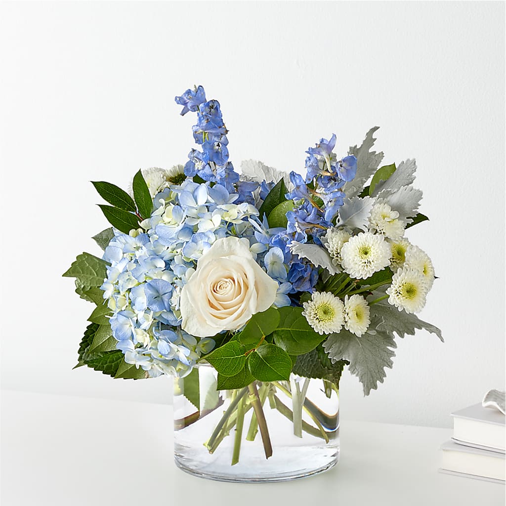 Clear Skies Bouquet – Loop Flower Studio, Chicago IL