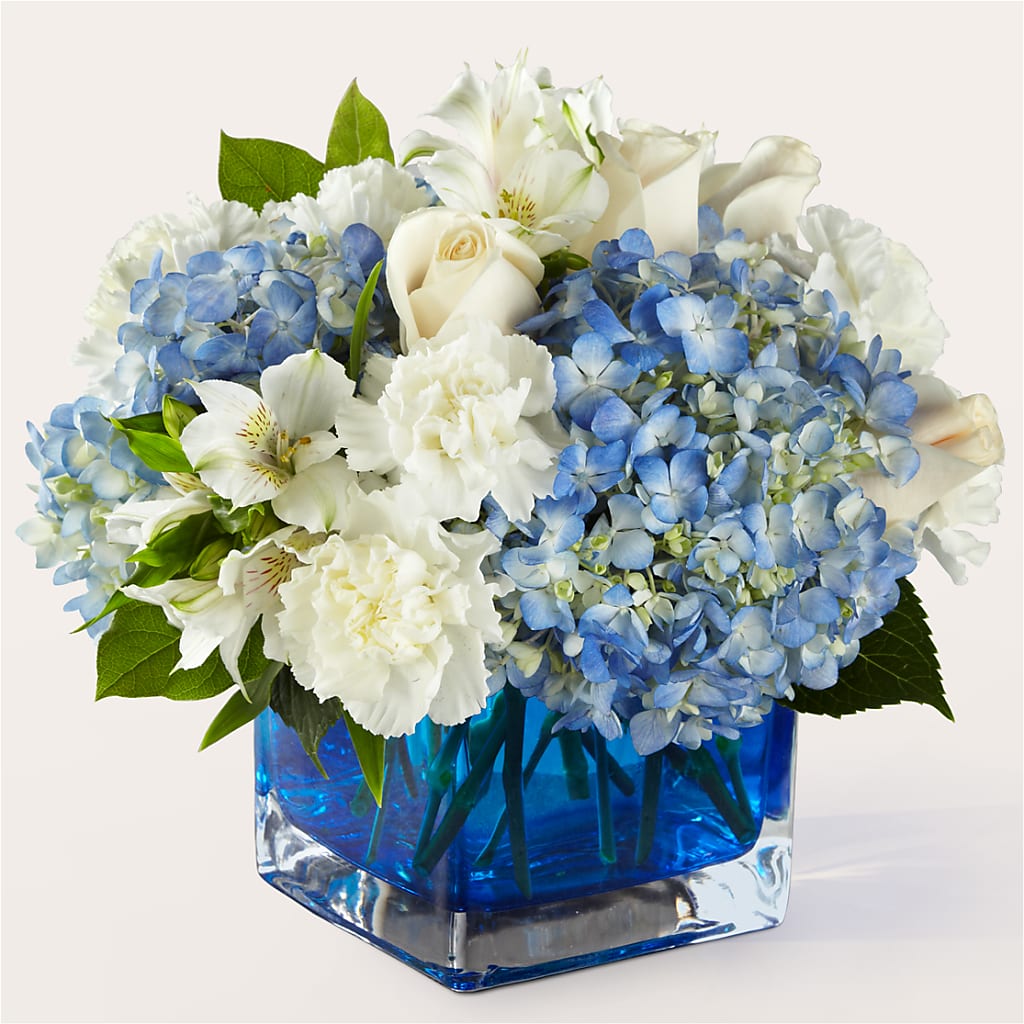 Soothing Waters Bouquet – Loop Flower Studio, Chicago IL