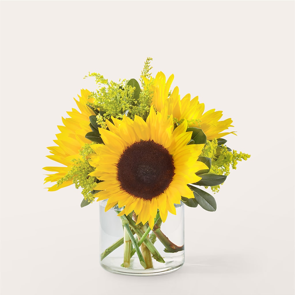 Beaming Sunflower Bouquet – Loop Flower Studio, Chicago IL