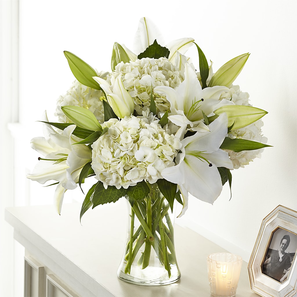 Compassionate Lily Bouquet – Loop Flower Studio, Chicago IL