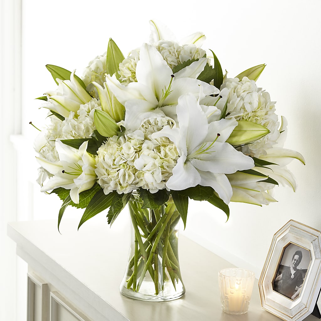 Compassionate Lily Bouquet – Loop Flower Studio, Chicago IL