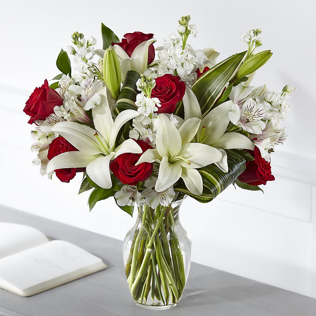 Loving Respect Bouquet – Loop Flower Studio, Chicago IL