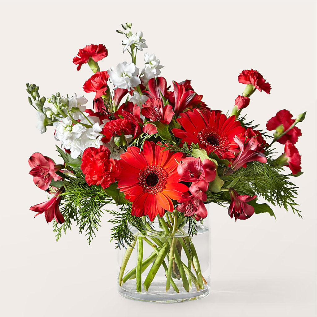 Holidaisy Bouquet – Loop Flower Studio, Chicago IL