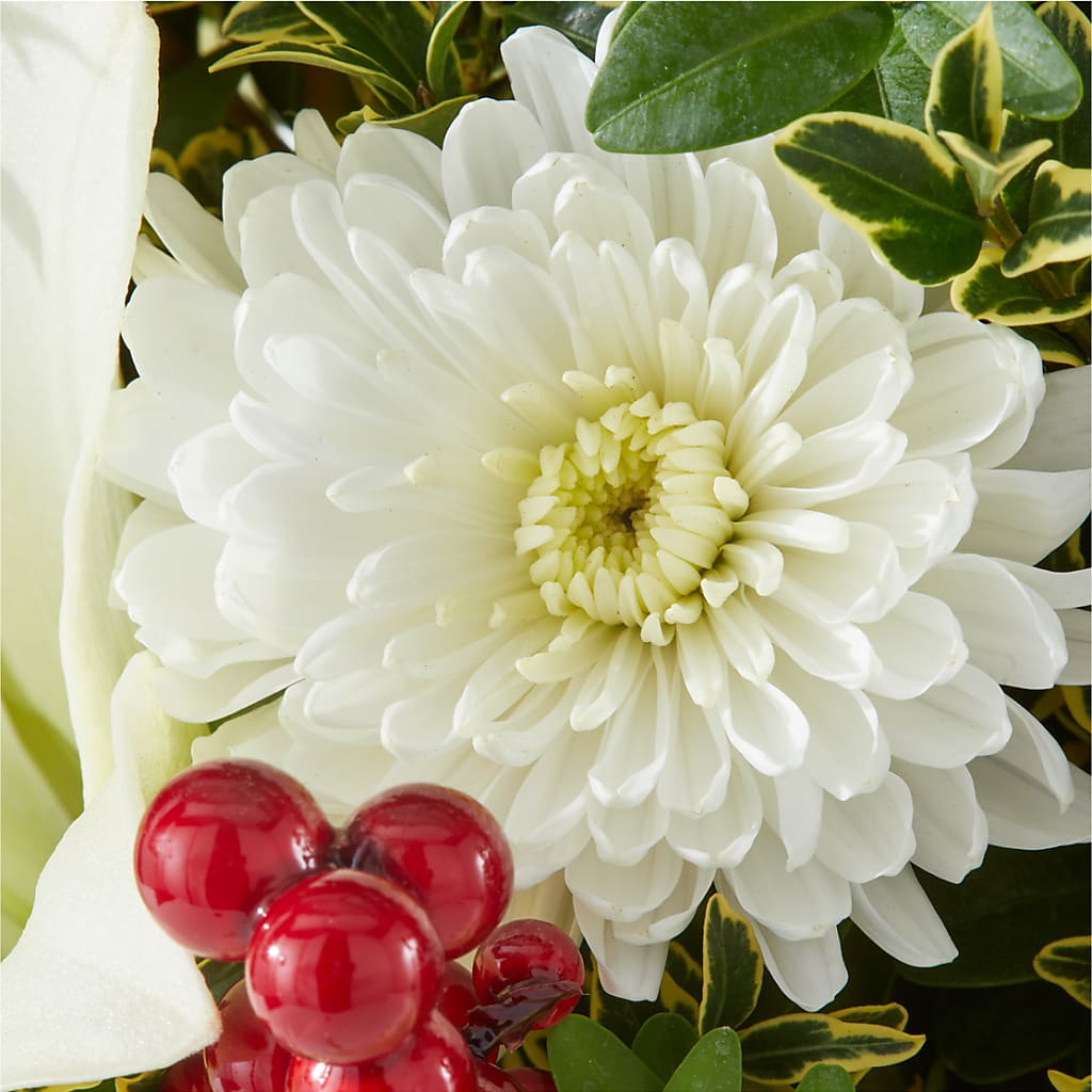 Festive Moments Tree –  Loop Flower Studio, Chicago IL