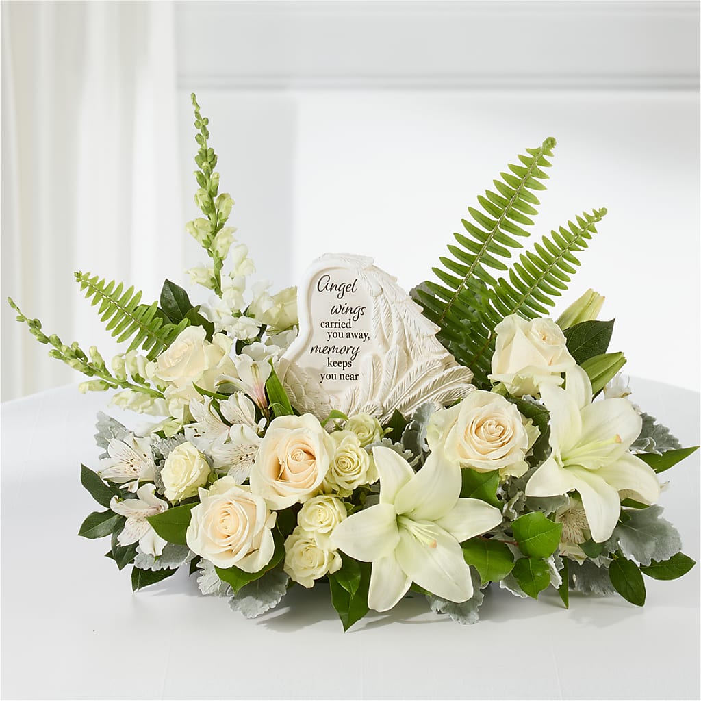 Holding You Close Arrangement –  Loop Flower Studio, Chicago IL