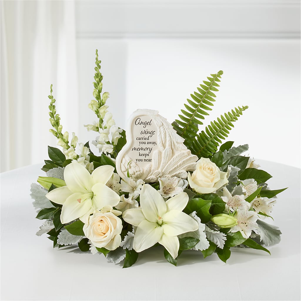 Holding You Close Arrangement –  Loop Flower Studio, Chicago IL