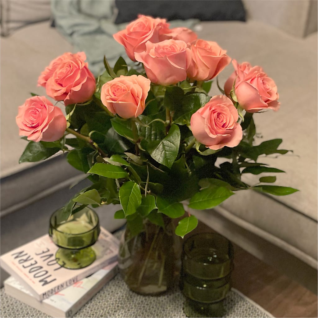 Long Stem Pink Rose Bouquet –  Loop Flower Studio, Chicago IL