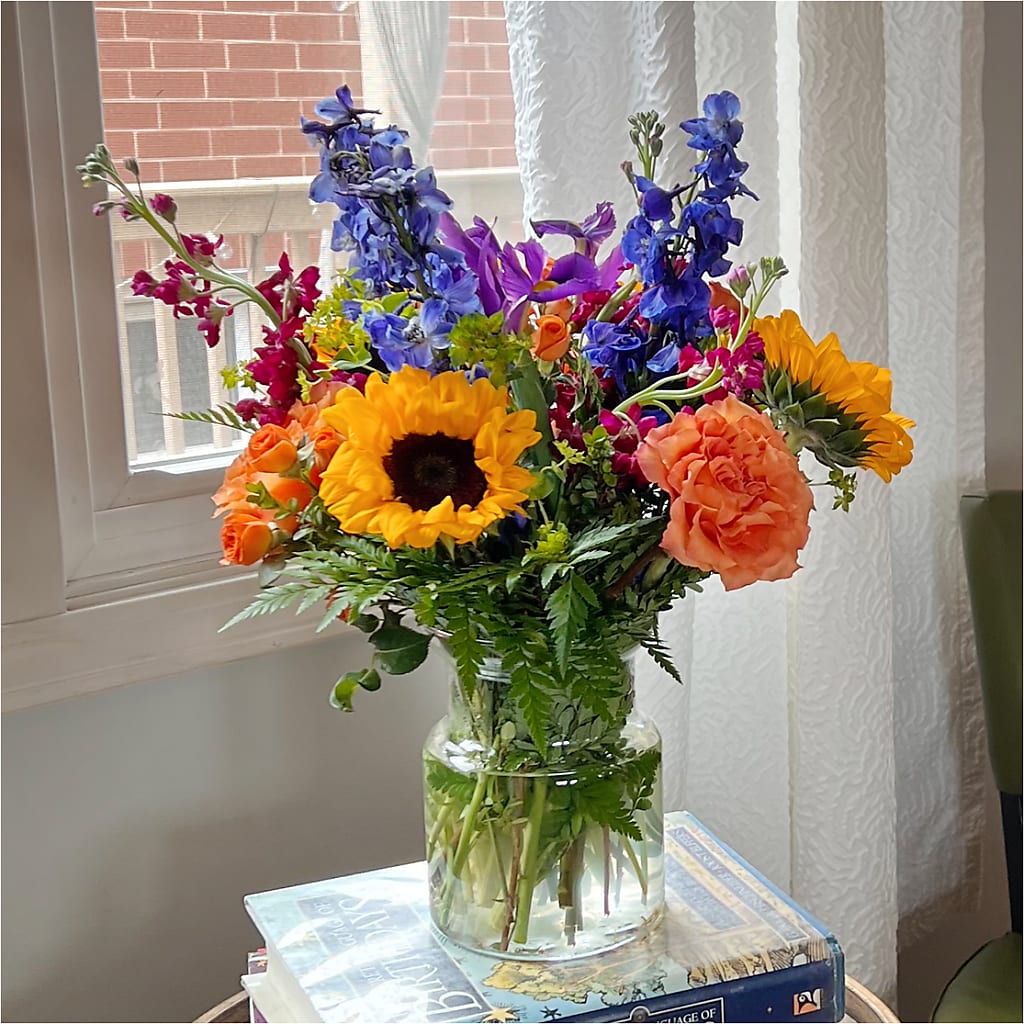 Rays of Life Bouquet –  Loop Flower Studio, Chicago IL