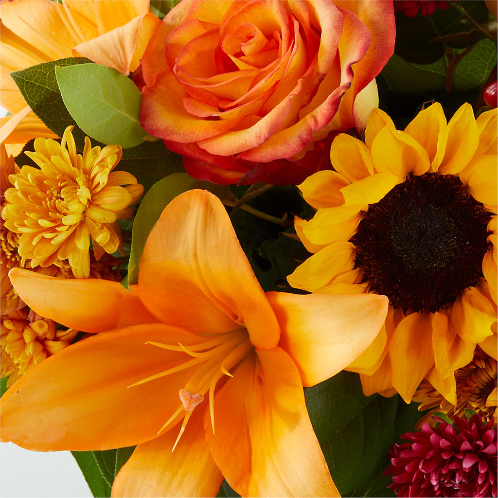Grateful Centerpiece –  Loop Flower Studio, Chicago IL