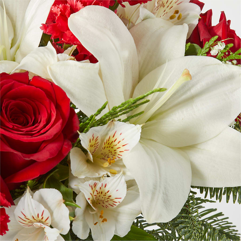 Holiday Season Bouquet –  Loop Flower Studio, Chicago IL