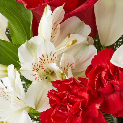 Holiday Season Bouquet –  Loop Flower Studio, Chicago IL