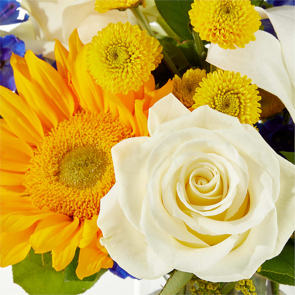 Stargazing Bouquet –  Loop Flower Studio, Chicago IL