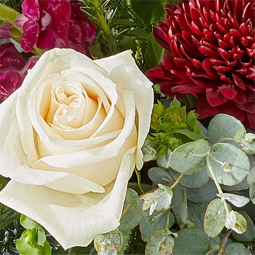 Cranberry Fizz Bouquet –  Loop Flower Studio, Chicago IL