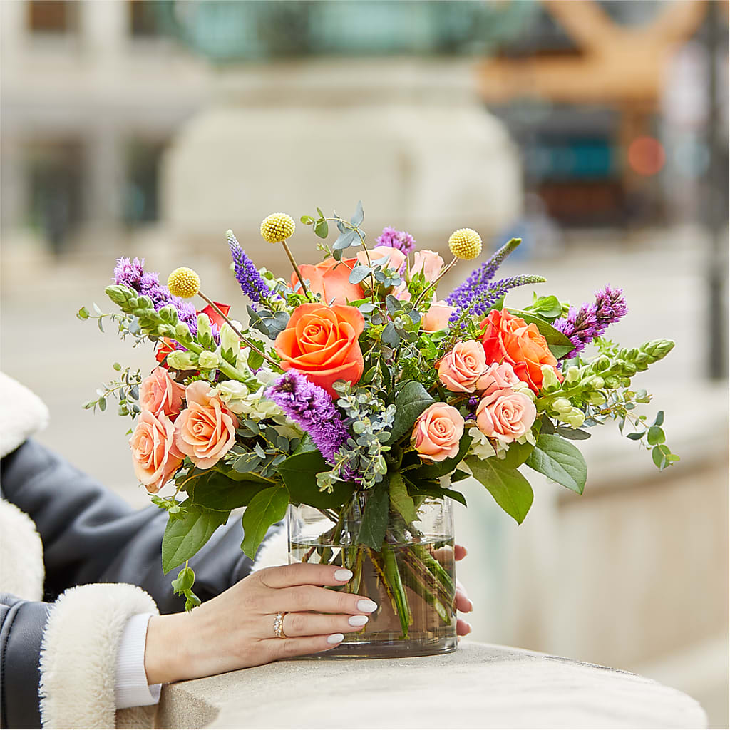 The Standout Bouquet –  Loop Flower Studio, Chicago IL
