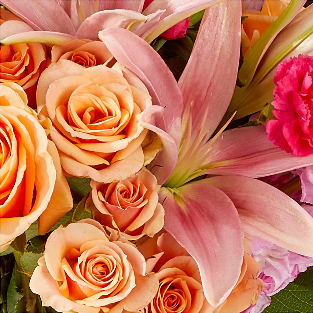 Bisous Bouquet –  Loop Flower Studio, Chicago IL
