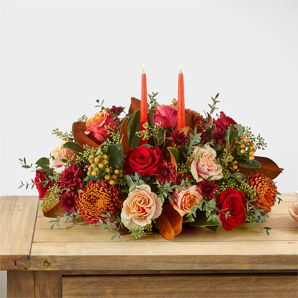 Gather Near Centerpiece –  Loop Flower Studio, Chicago IL