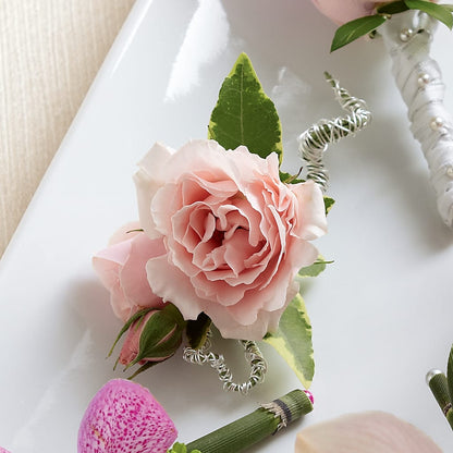 Pink Spray Rose Boutonniere –  Loop Flower Studio, Chicago IL
