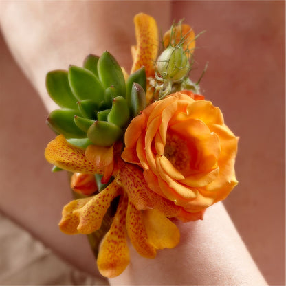 Irresistible Love Wrist Corsage –  Loop Flower Studio, Chicago IL